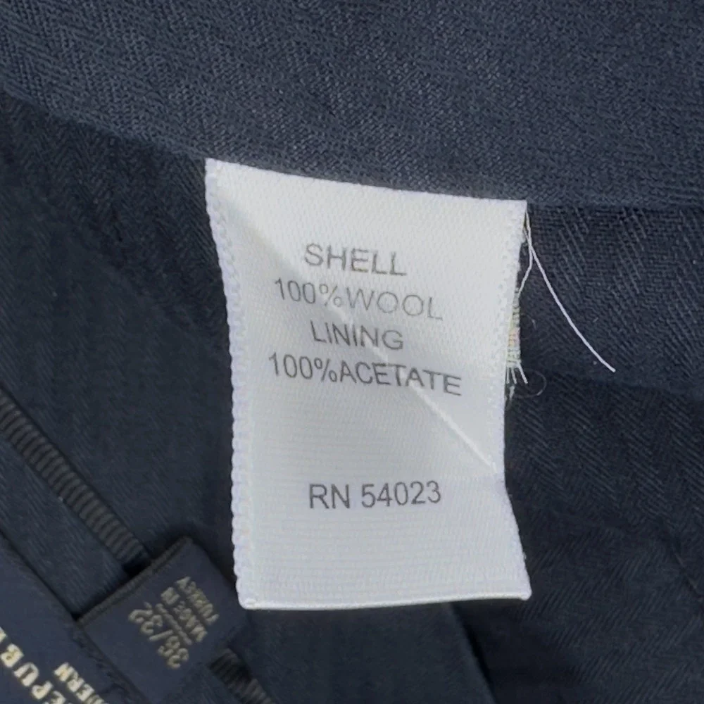 Banana Republic brand banana